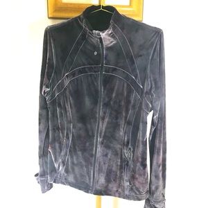 LULU-LEMON, crush velvet, define jacket. Size16